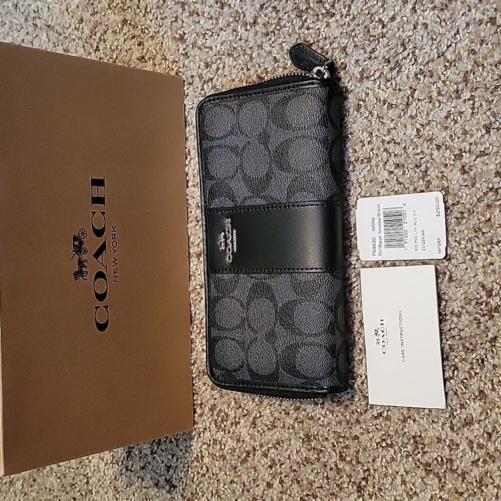 Brand new with tags black coach wallet